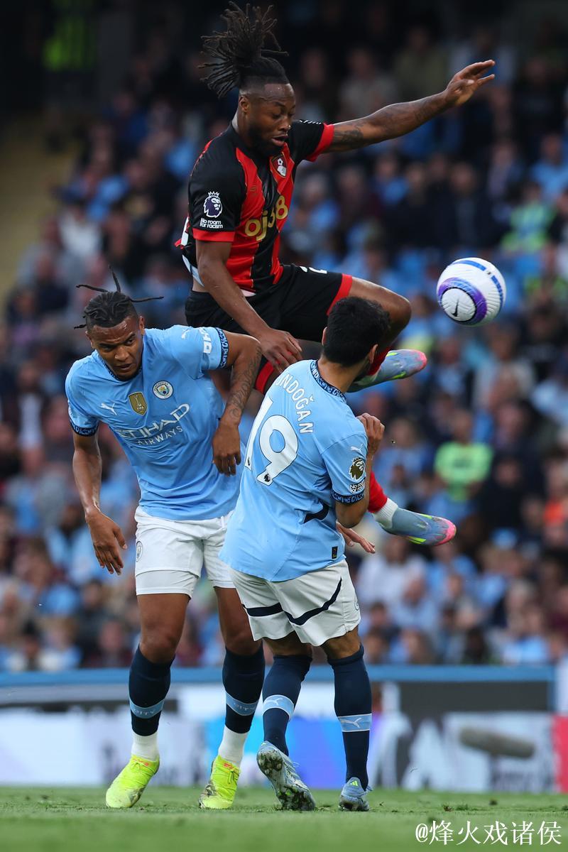 曼联对阵伯恩茅斯半场狂轰24脚,创本赛季英超上半场射门纪录 曼联对阵伯恩茅斯半场狂轰24脚,创本赛季英超上半场射门纪录